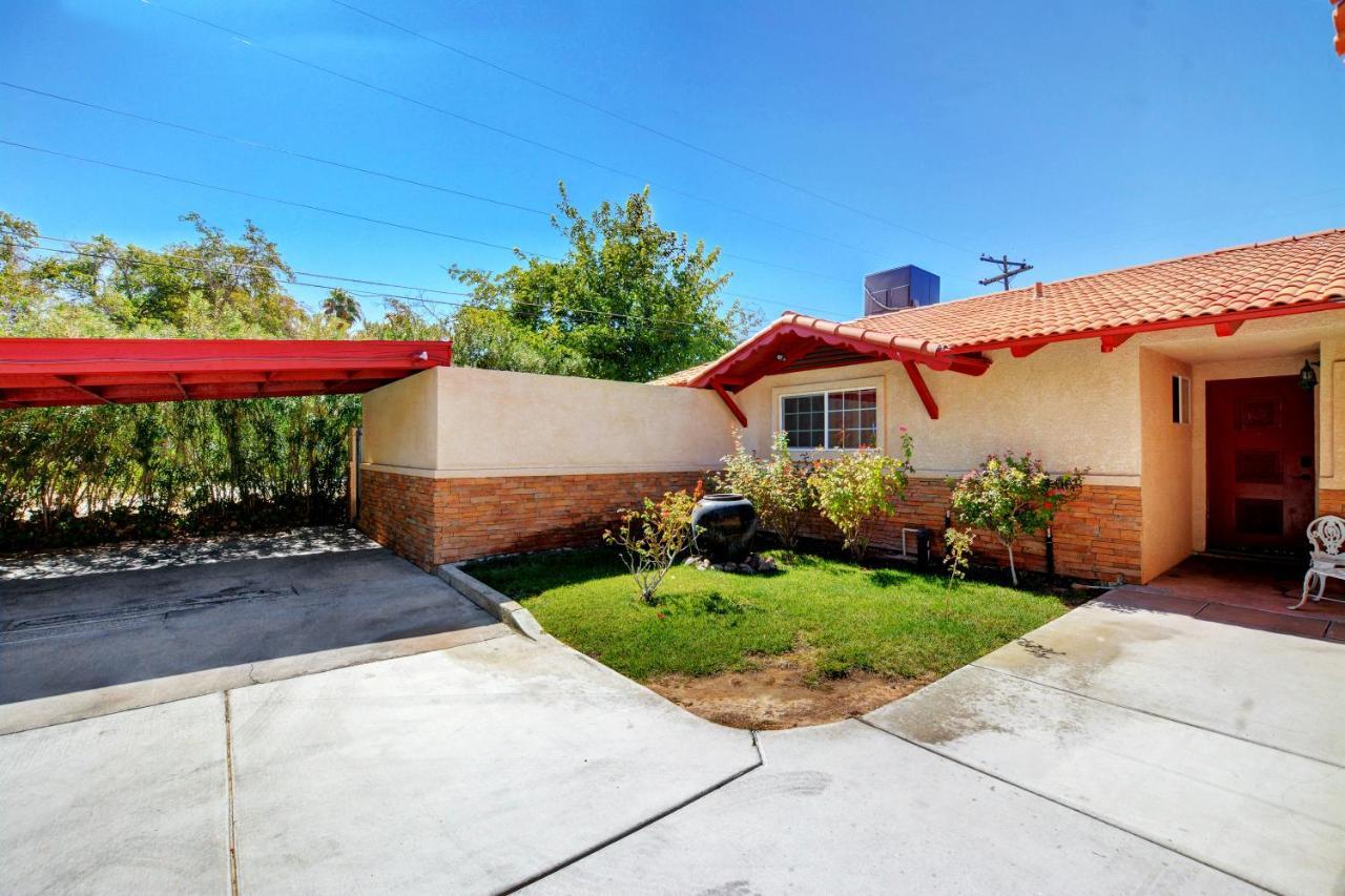 Las Vegas Elegance! Pool Table & Sparkling Pool! Home Exterior photo